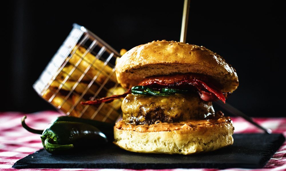 JOHN REED’S Burger Burn für 1 oder 2 Personen