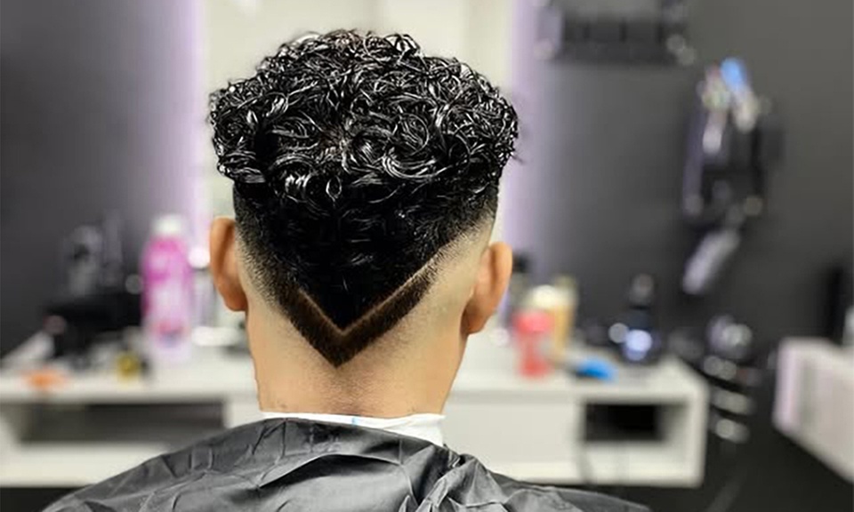 Sesión de peluquería para caballero con corte o con arreglo de barba