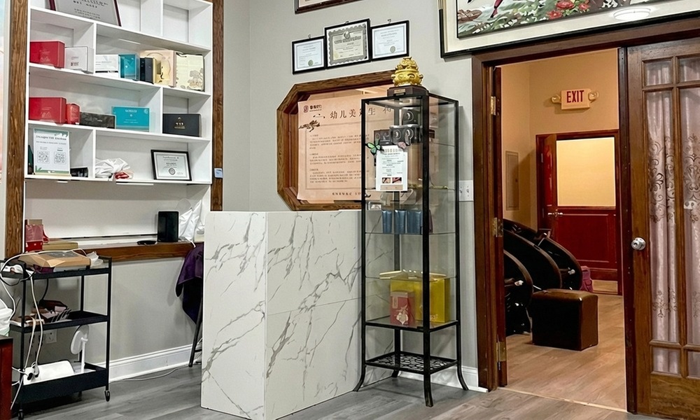 Swedish or Deep Tissue Massage with Hot Stone for Single or Couples