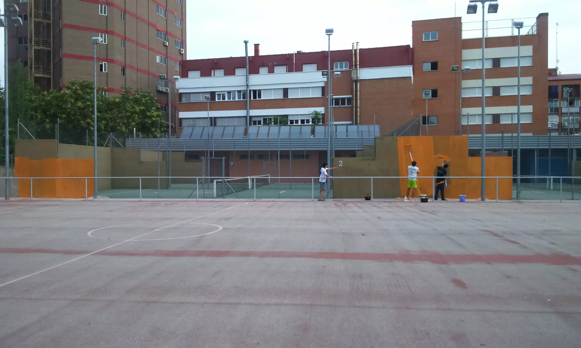Alquiler de pista o 4 clases de padel de 1 hora para 1 persona