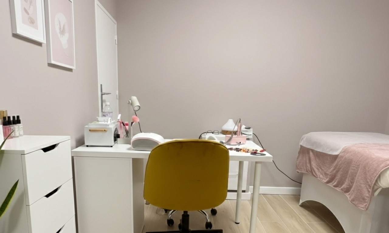 Beauté des mains et / ou pieds avec vernis semi-permanent à Cachan