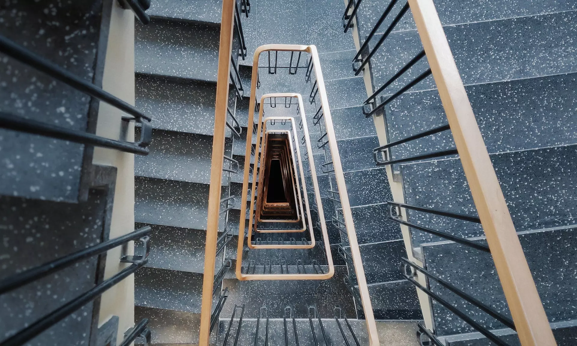 Fensterreinigung (innen & außen) für bis zu 10, 20 oder 30 Fenster