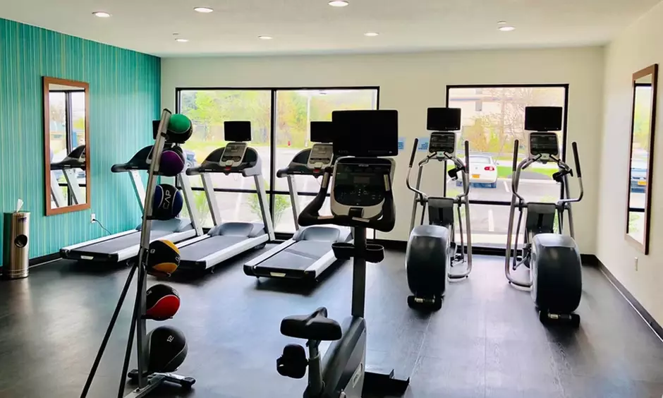 Stay at Holiday Inn Express Fishkill–Mid Hudson Valley, NY