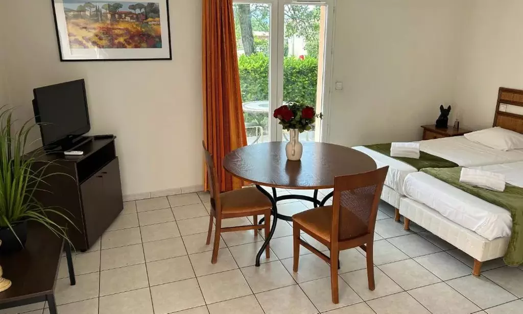 Familles/Groupes : studio ou appartement avec PDJ