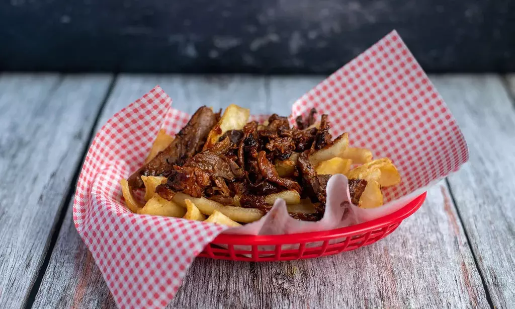 Burger nach Wahl inkl. Pommes & Softdrink für 1, 2 oder 4 Personen