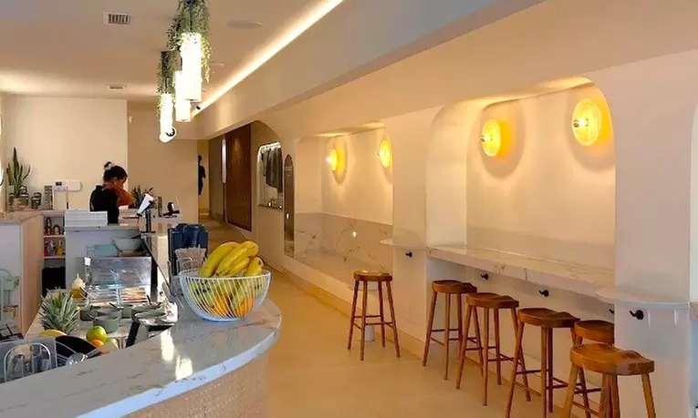 Menú healthy brunch para 2 o 4 con bebidam smoothie, tostada y postre