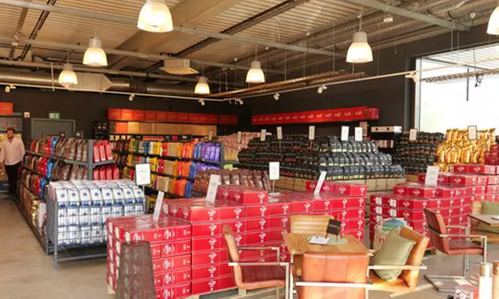 Feinste Backware & Heißgetränk für 1 - 4 Personen