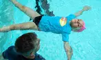 Cours découverte de natation enfants avant les vacances
