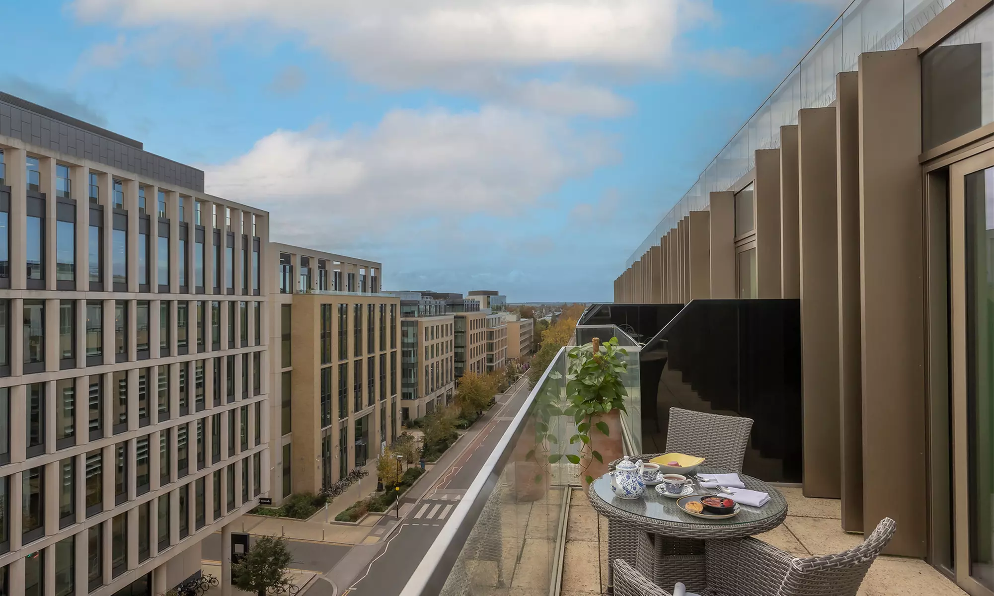 Cambridgeshire: Deluxe Double Room or Executive King Room w/ Breakfast