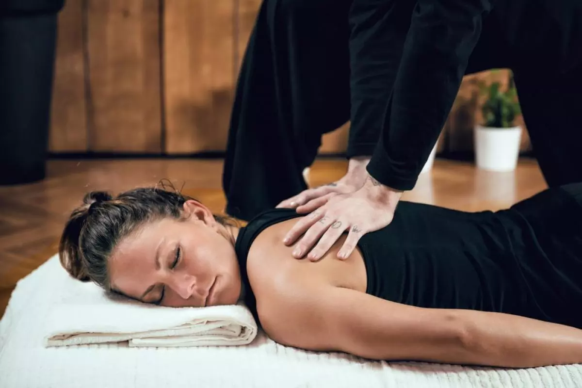 Massage shiatsu, reiki ou sonore : détente et énergie en harmonie