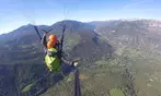 Vuelo en parapente desde el despegue oficial más alto de España