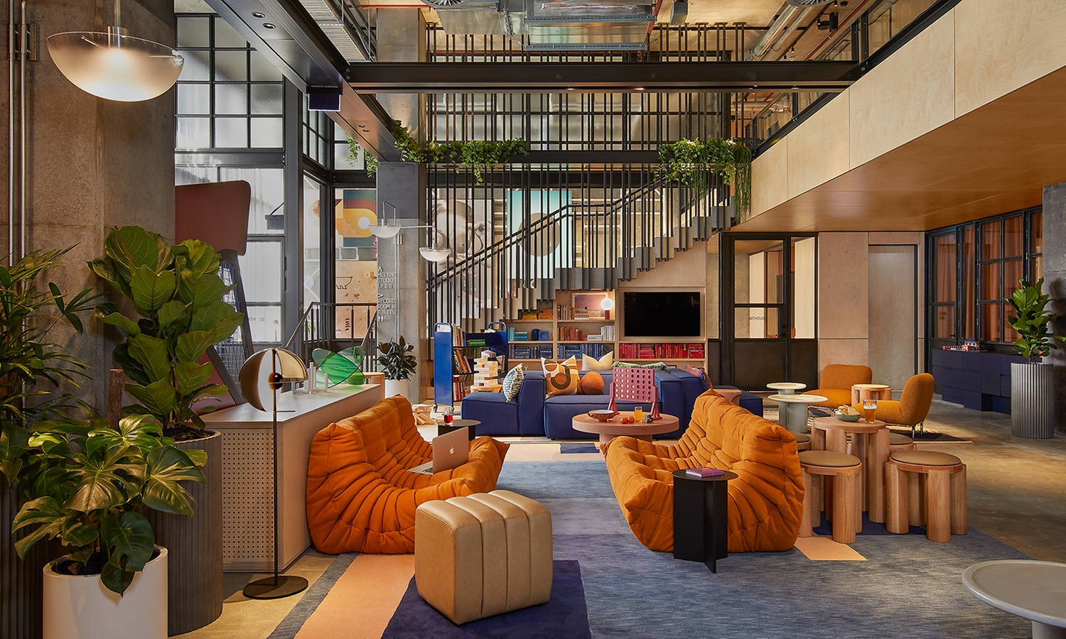 Deluxe All-You-Can-Eat Breakfast Buffet&drinks at Moxy Sydney Airport