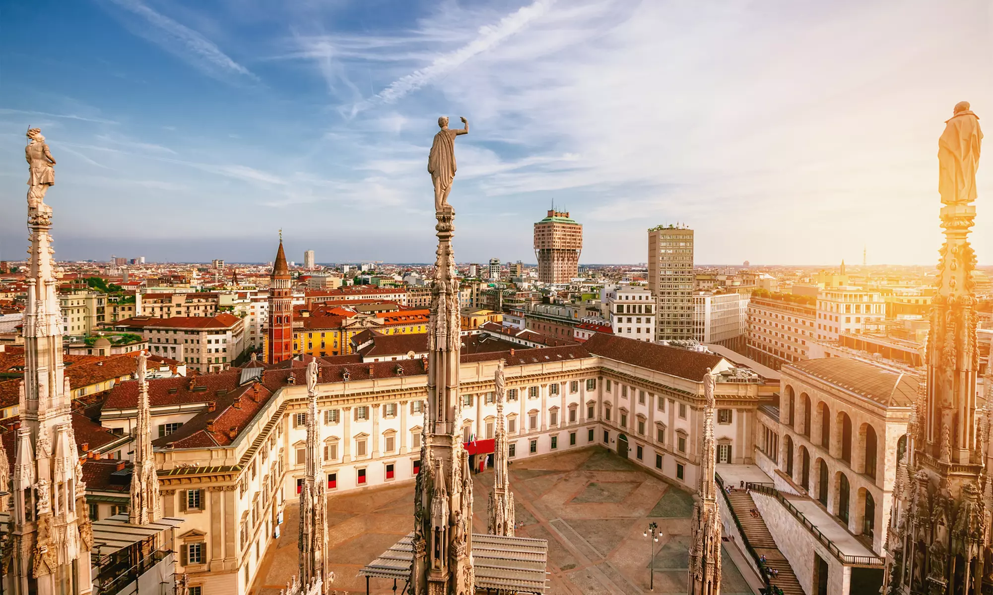 ✈ Milan, Chur & Zurich: 3 or 4 Nights with Hotel, Train & Flights