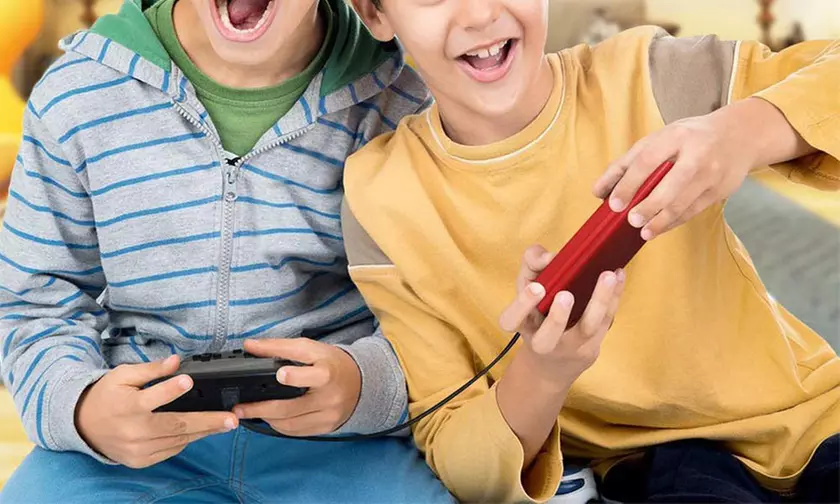 Mini Handheld Game Consoles with 400 Classic FC Games for Kid Children