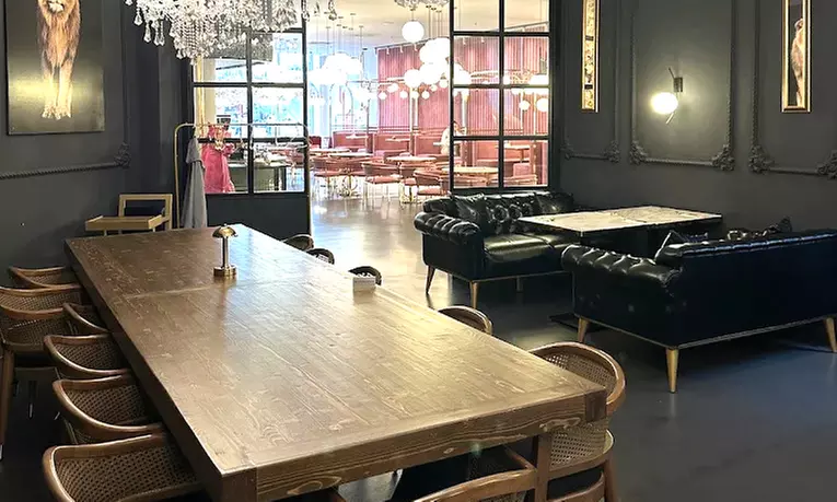 Köstliche Burger nach Wahl inklusive Pommes frites für 1-4 Personen