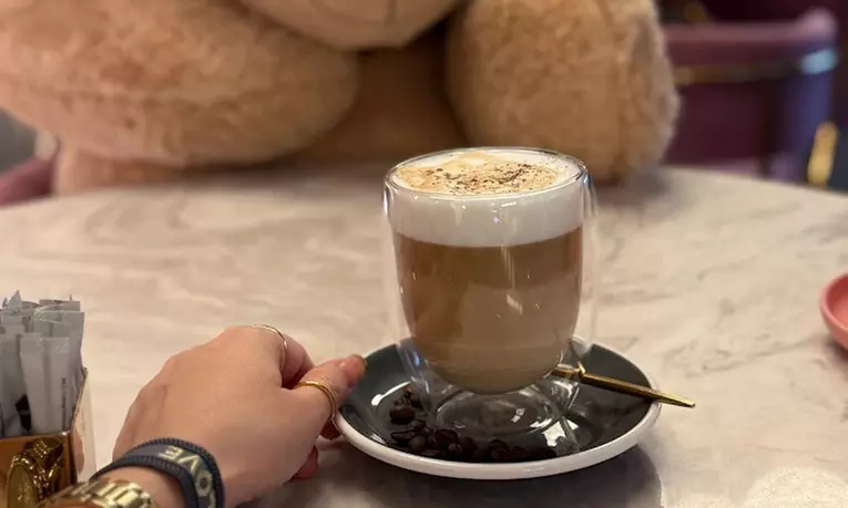 Köstliche Burger nach Wahl inklusive Pommes frites für 1-4 Personen