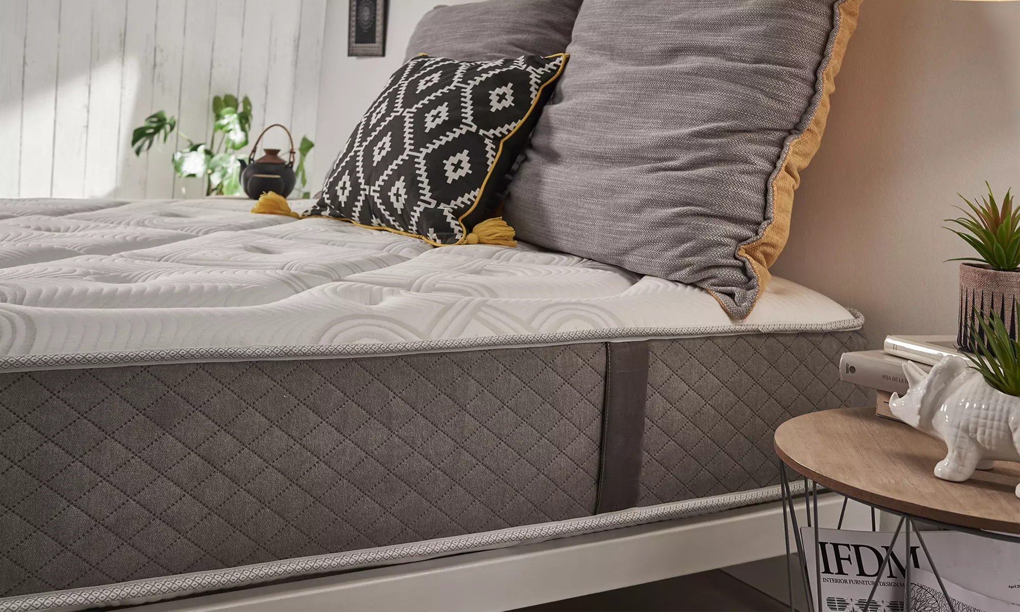 Orthopädische Memory-Schaum-Matratze mit 12 Zonen