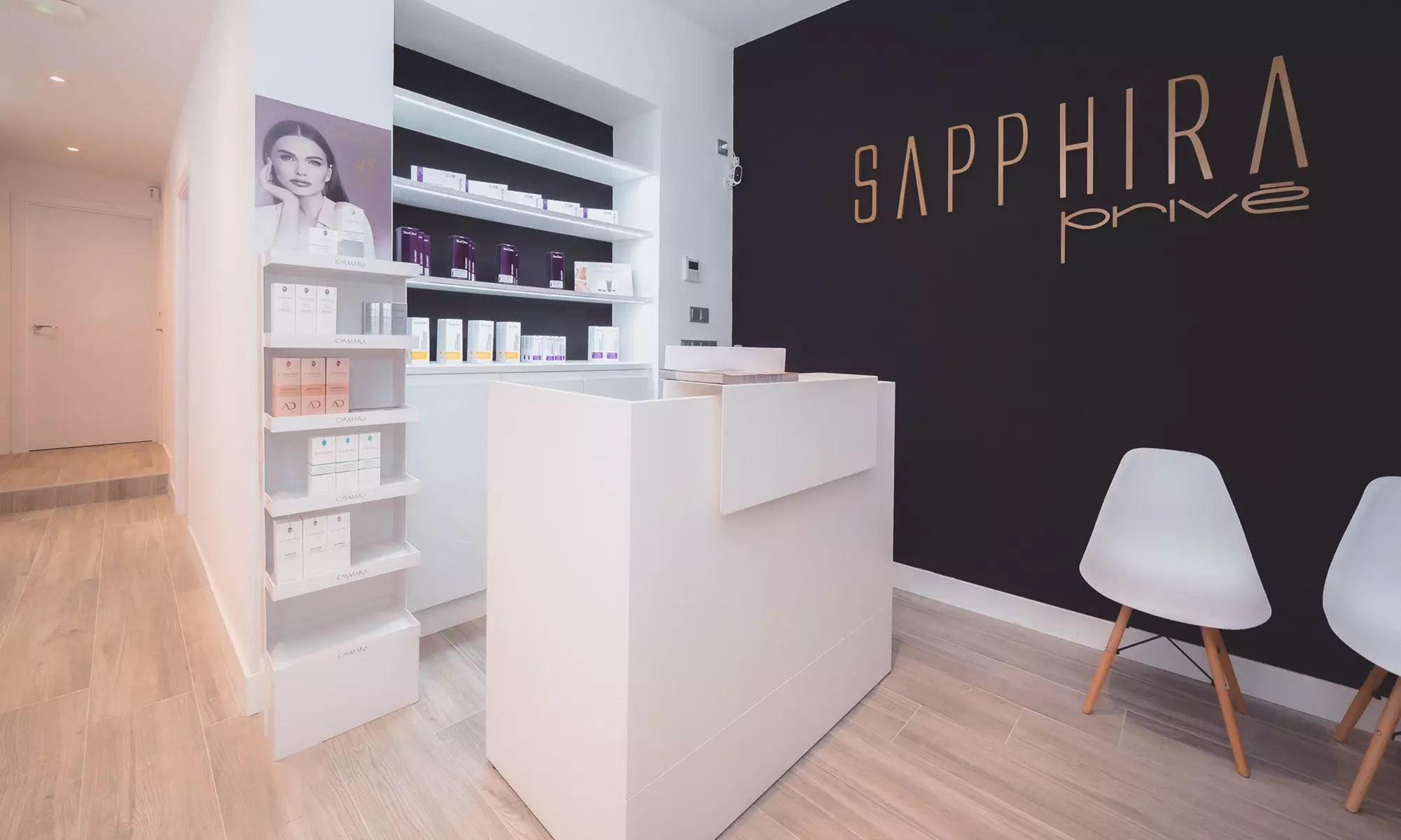 Microdermoabrasión con masaje facial en Sapphira Prive Madrid centro