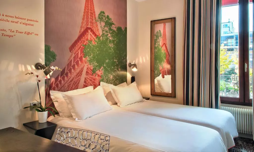 Proche Paris : chambre double option petit-déjeuner
