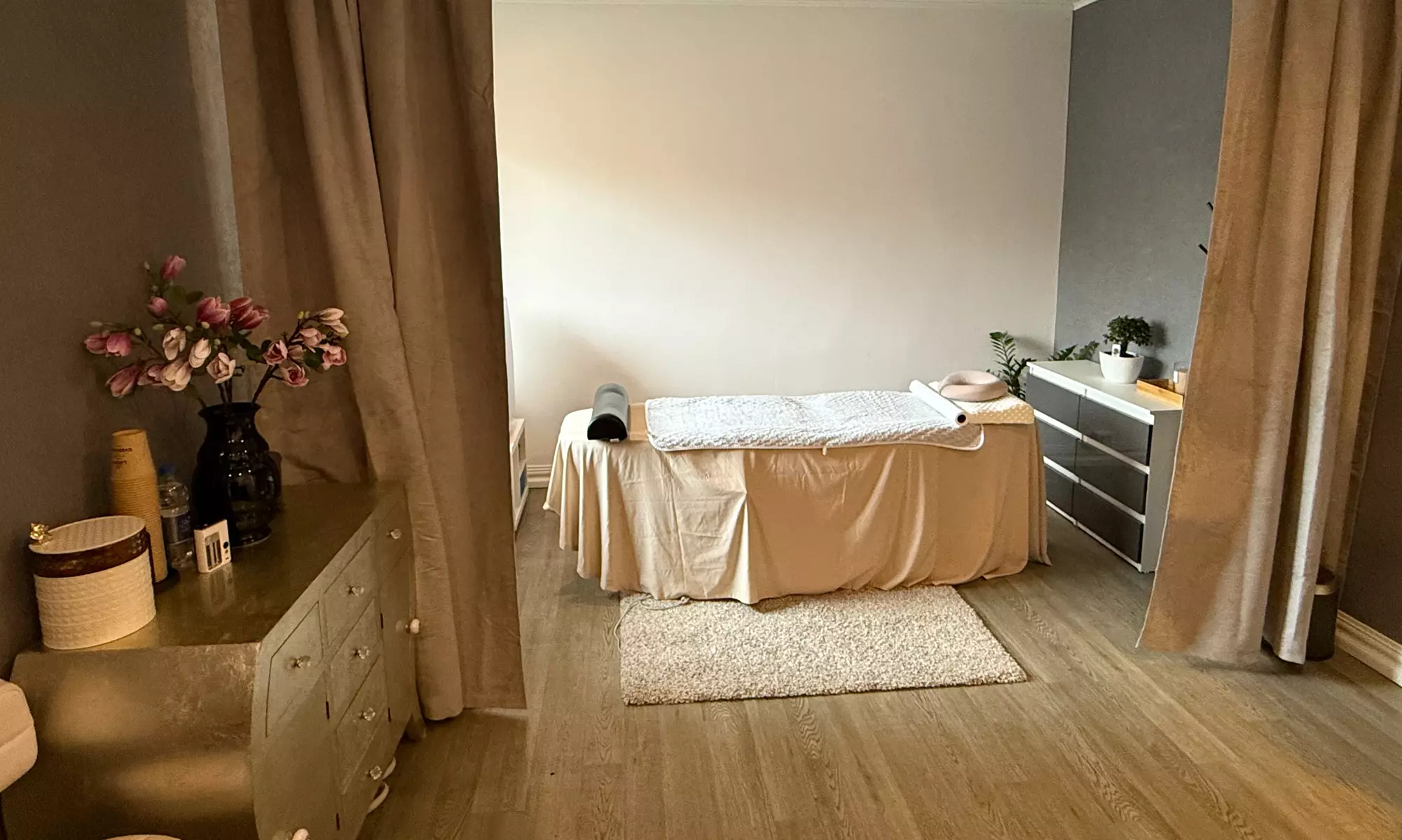 Metamorfoza brzucha, nóg i pośladków z zabiegami Endosfera, EMS i EMT