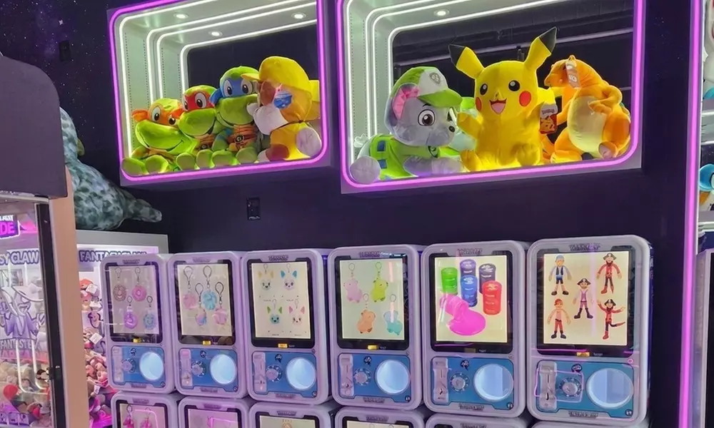 Claw Arcade Fun & Big Prizes – Easton, OH