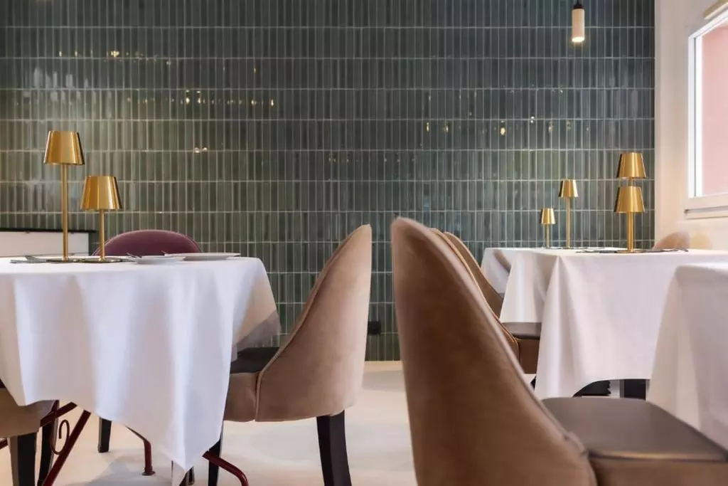 Proche Paris : chambre double avec petit-déjeuner en option