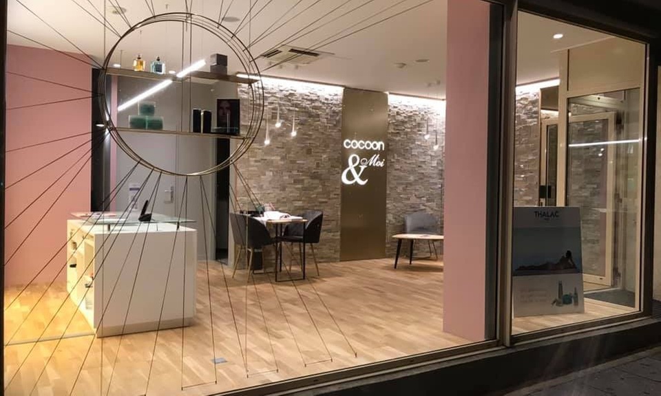 Beauté des pieds et vernis semi-permanent