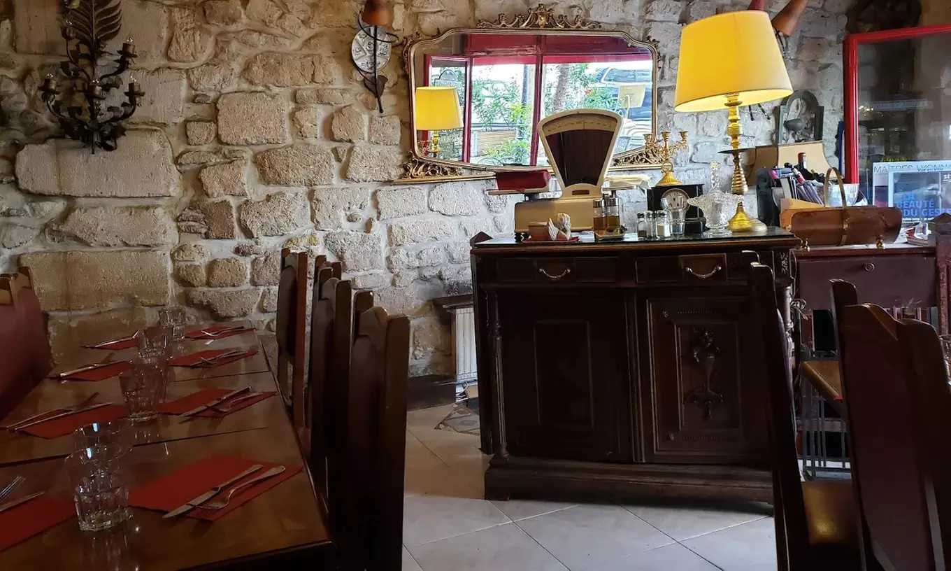 L'Auberge Notre-Dame : menu cuisses de grenouilles et gratin