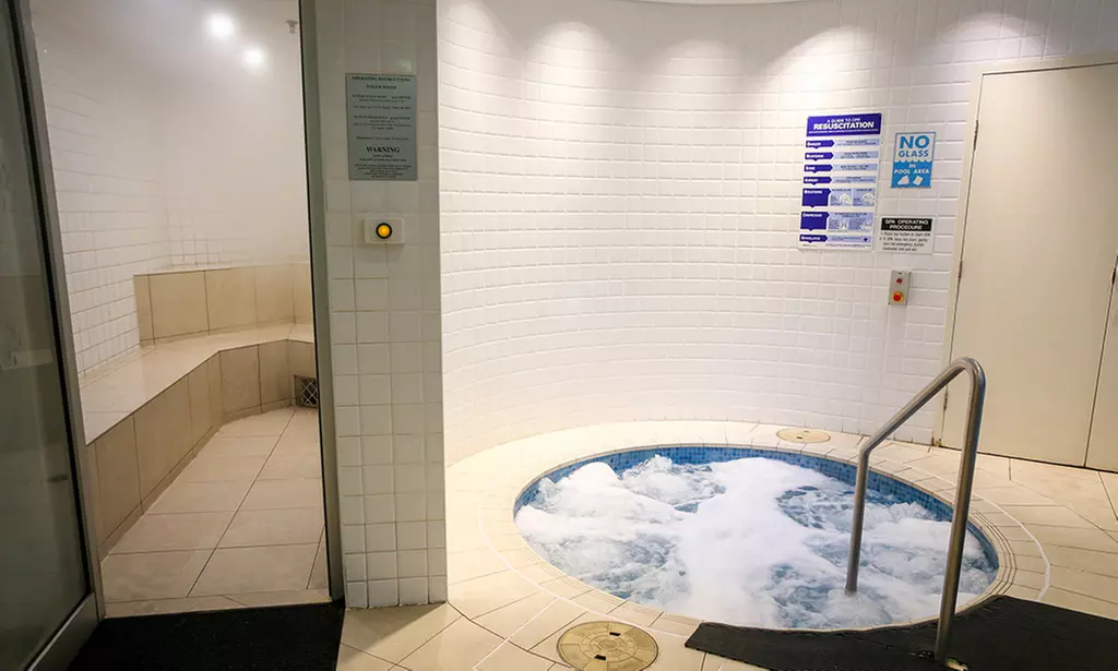 Indulge in a Pamper Package with Spa Access & Complimentary Thai Tea!