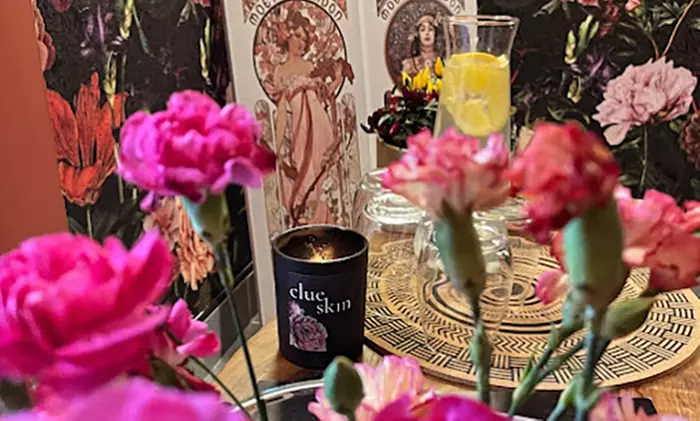 Makijaż permanentny brwi lub ust dla naturalnego piękna o każdej porze