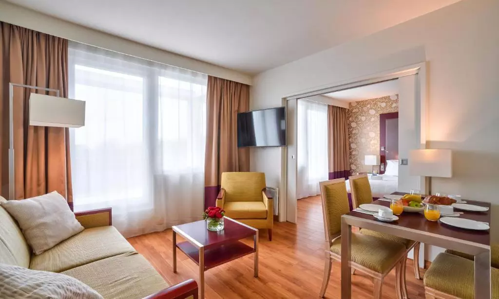 PARIS | Aéroport Charles de Gaulle - Hôtel Clarion 4*