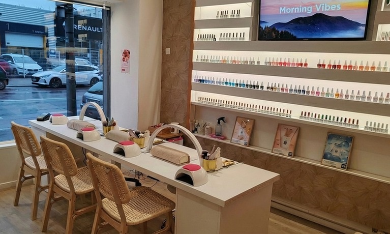 Prestations beauté des ongles à L'Atelier Beauté