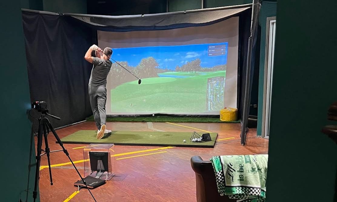 Golf Lessons & Trackman Simulator Play with Golf Pro in Chicago