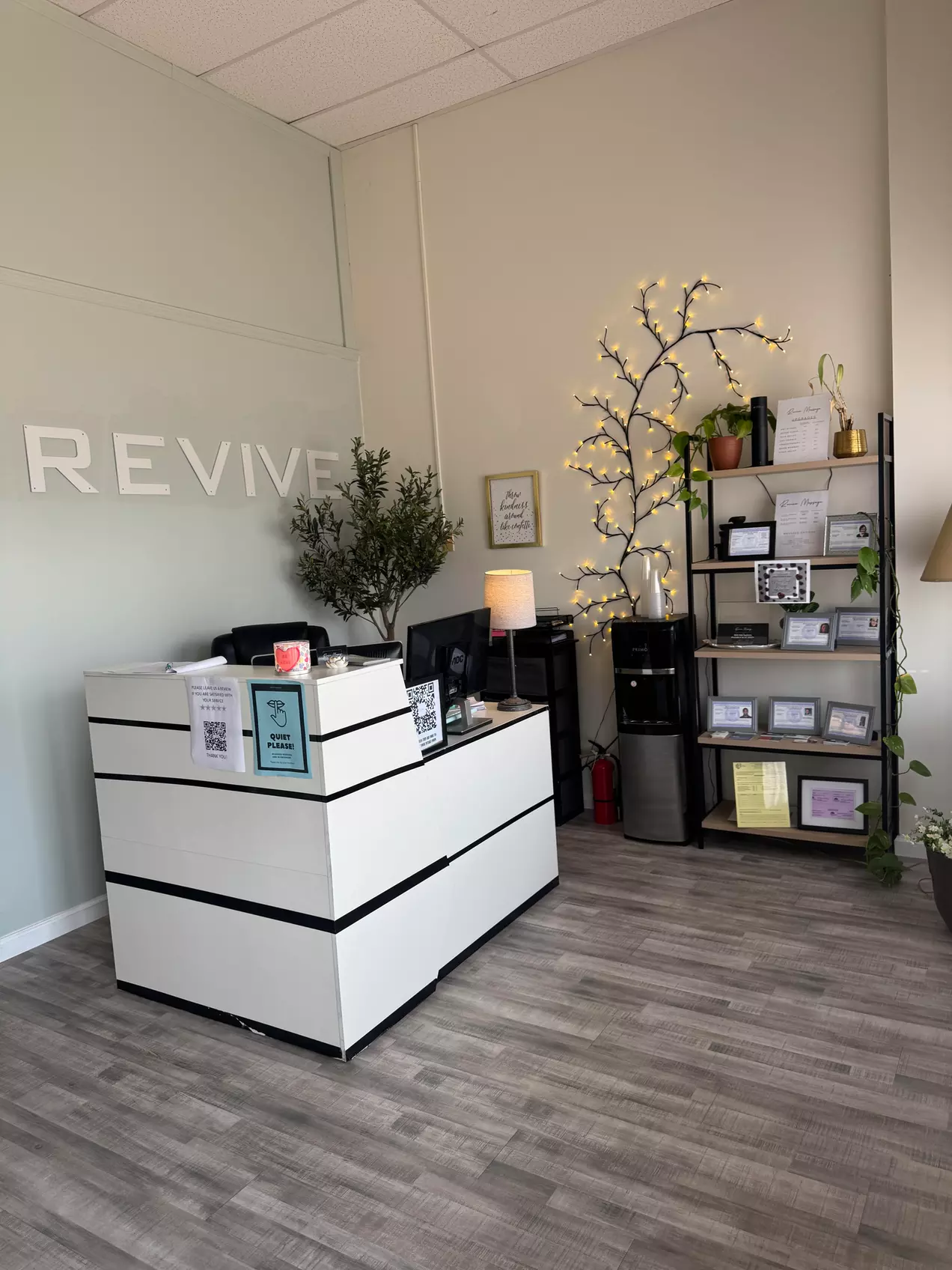 Indulge in a 60 or 90-Minute Couple Massage By Licensed Therapists