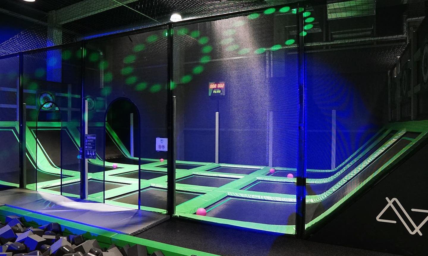 90 Min. Open Flight Trampolinspaß inkl. Sprungsocken für 1-4 Personen