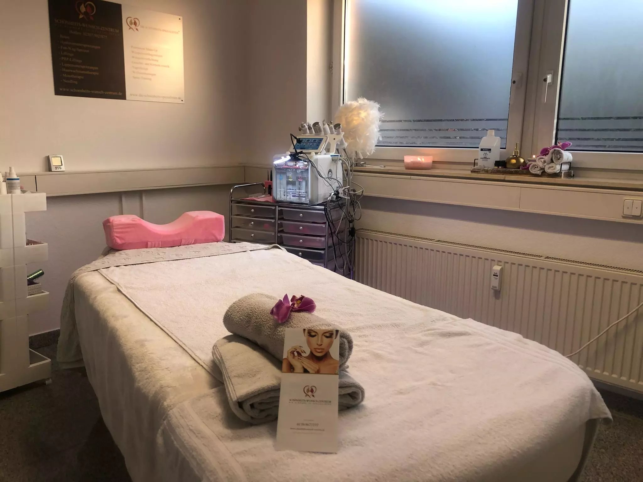 60 Min. Wellness-Massage mit Thai-, Straffungs- oder Aromaöl