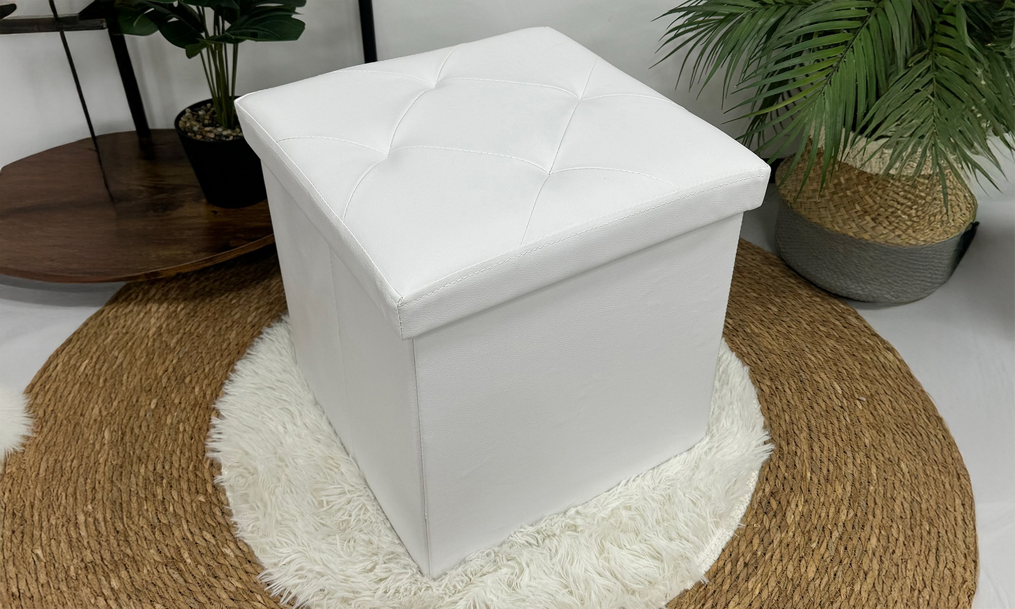 Pouf carré en simili cuir avec espace de rangement