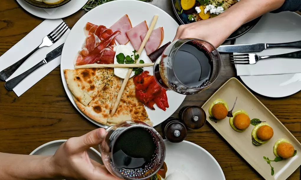 Four-Course Italian Menu with House Wine/Beer Each for 2 or 4