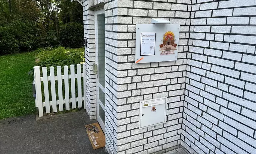 30 Min. Rücken- und Nacken- oder 45 Min. Tiefenentspannungs-Massage