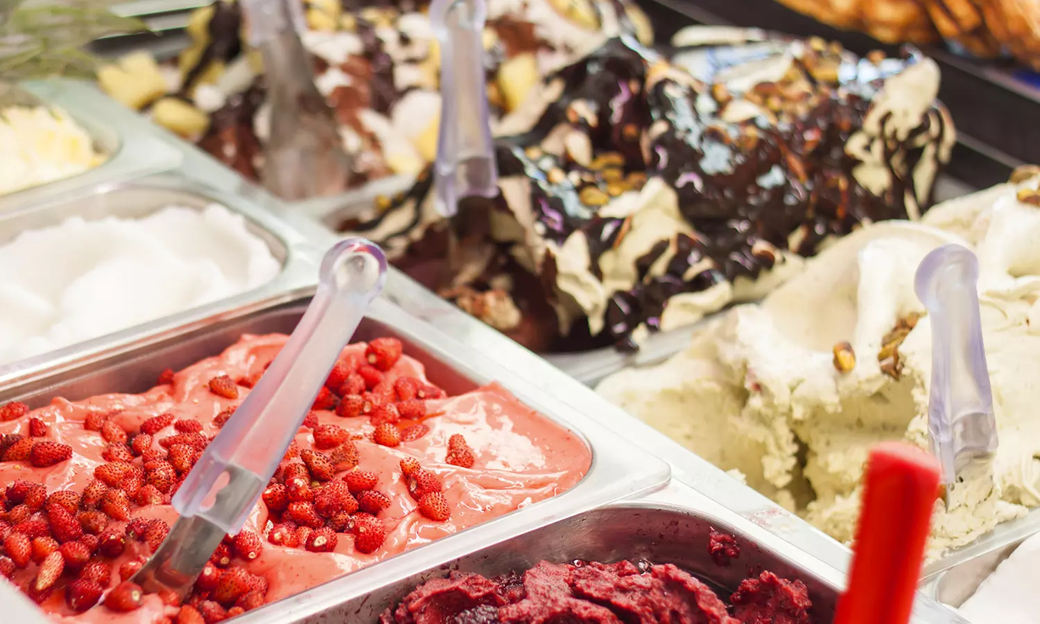 1 italienischer Eisbecher nach Wahl inkl. Heißgetränk für 1-4 Personen