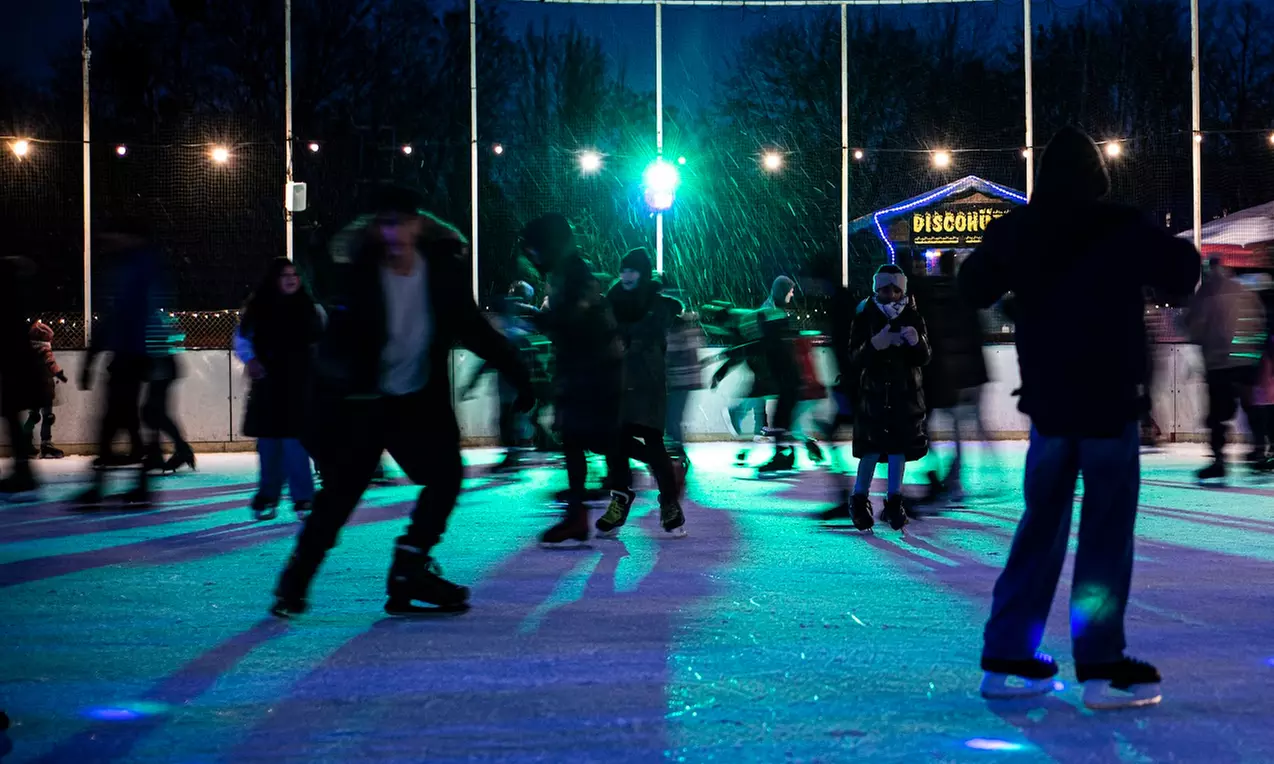 Tageskarte Eislaufen in Eisbahn Lankwitz inkl. Leihschuhe