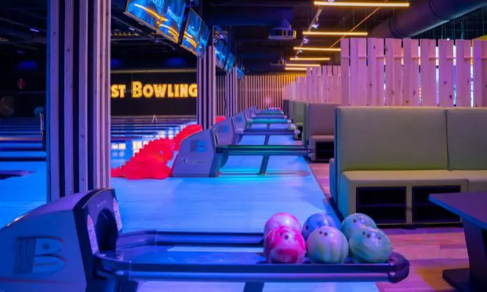 2 o 3 partidas de bolos con todo incluido: ¡zapatos, snack y bebida!