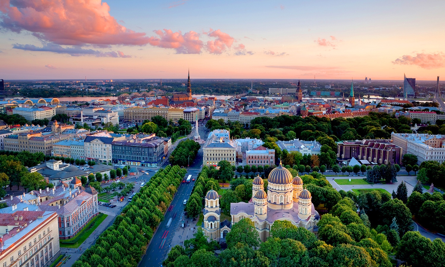 ✈ Riga: 2, 3, or 4 Nights with 4* Stay and Return Flights
