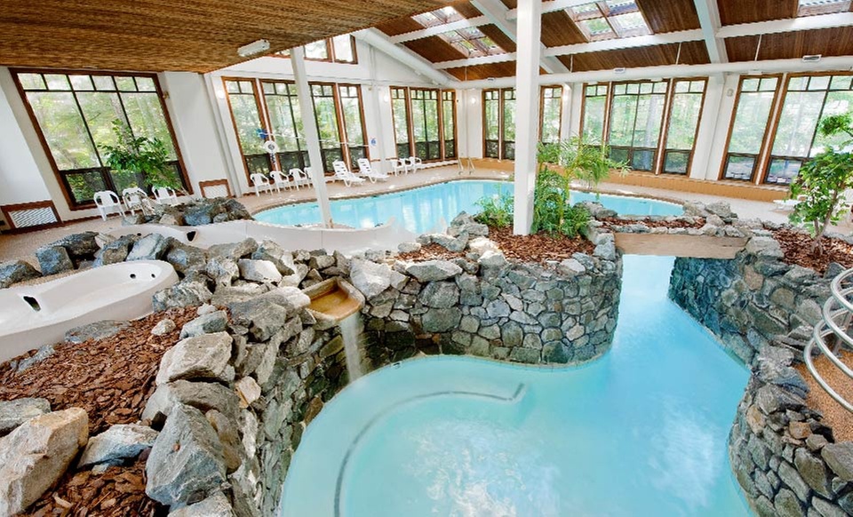 New Hampshire Hotel and Resort on Lake Winnipesaukee