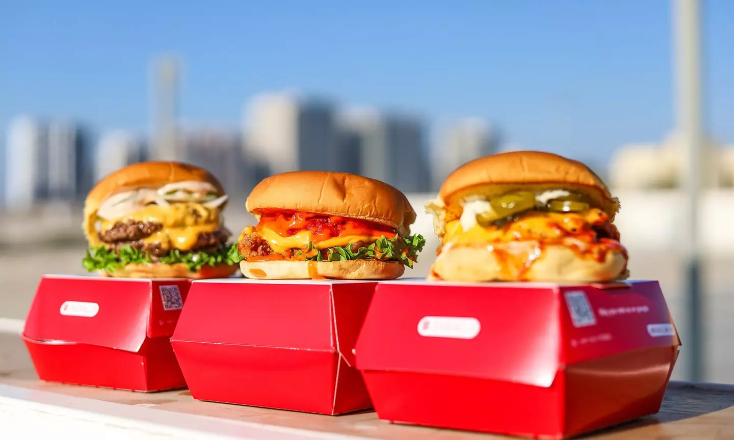 Satisfy Your Cravings with Up To AED 240 To Spend On Burgers