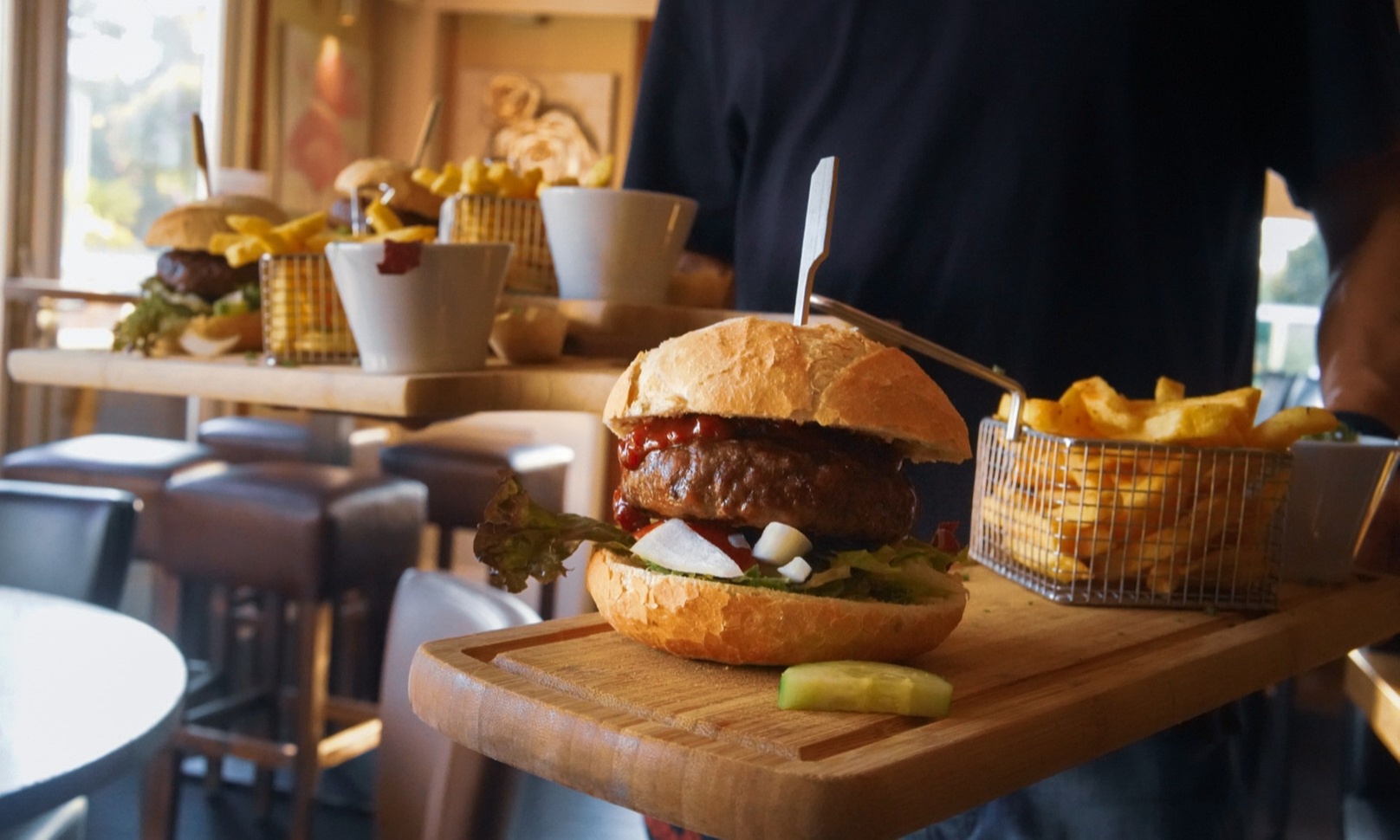 Zonnen, uitwaaien & smullen bij Beach West (tot 40% korting)!