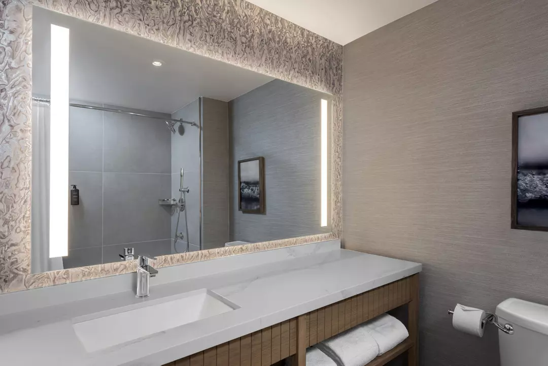 Member-Only Deal: Downtown San Diego Hotel w/ SeaWorld or Zoo Package