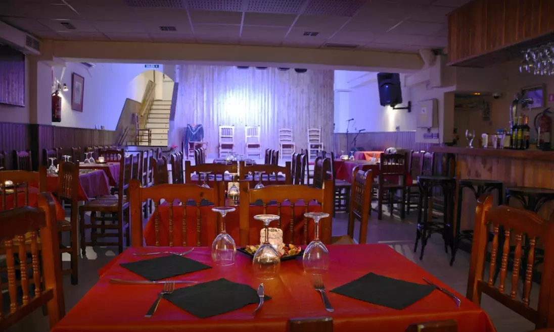 Show flamenco con tapeo andaluz