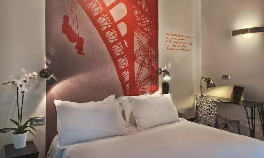 Proche Paris : chambre double option petit-déjeuner