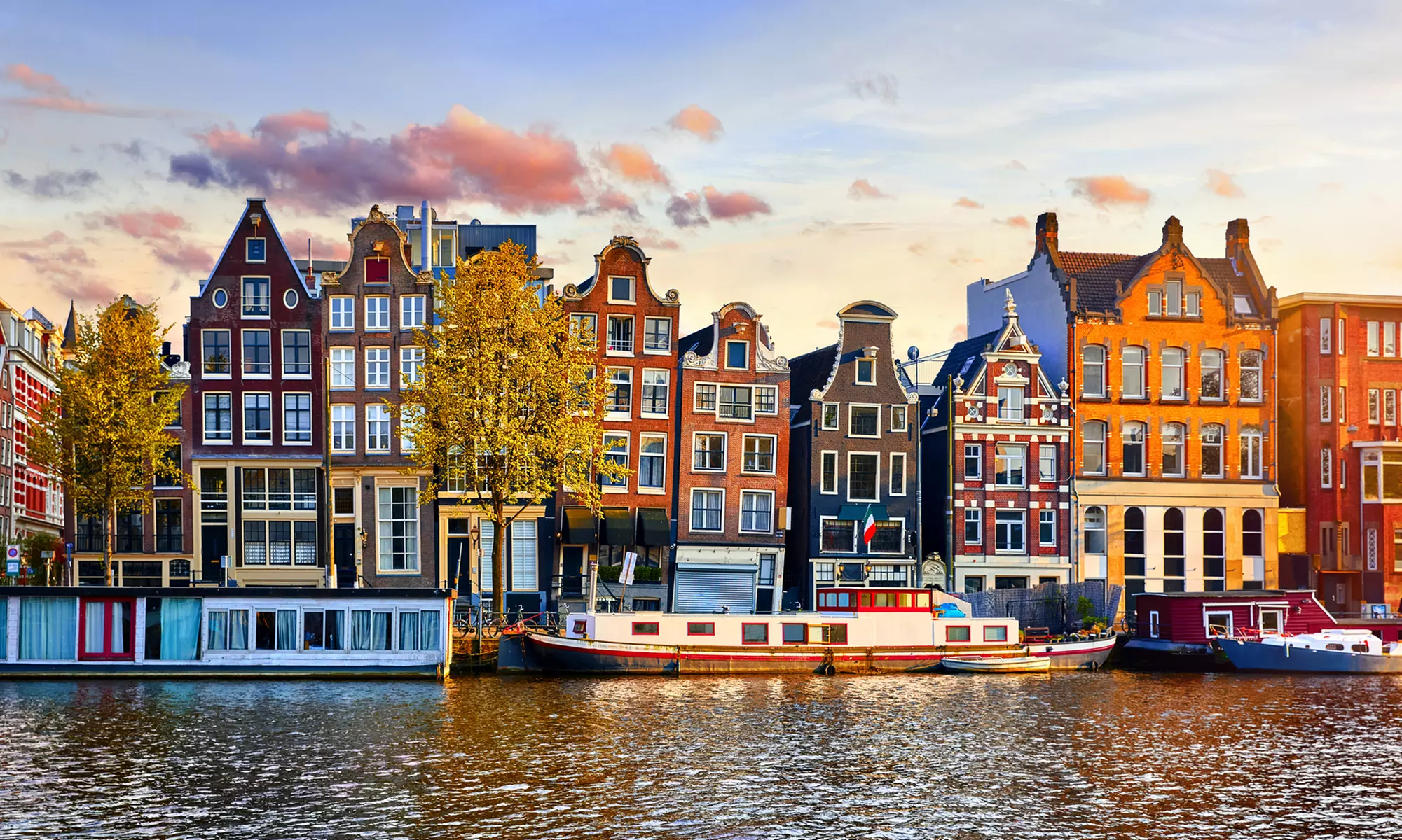 ✈ 4-night Netherlands: Amsterdam Getaway w/ Air from TripToGo